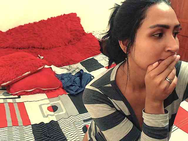 Leah-666 webcam