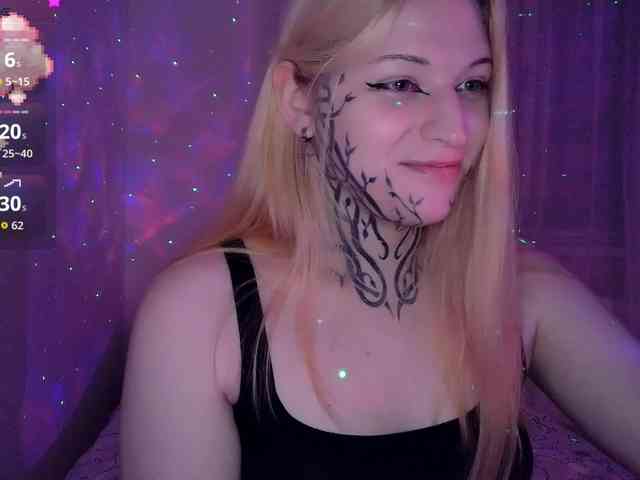 CutiePie228 Live Webcam on BongaCams