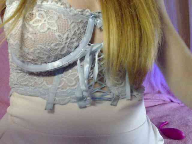 BeautyDKriss webcam