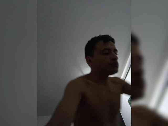 blue-red Live Webcam on BongaCams blue-red Live Webcam on BongaCams