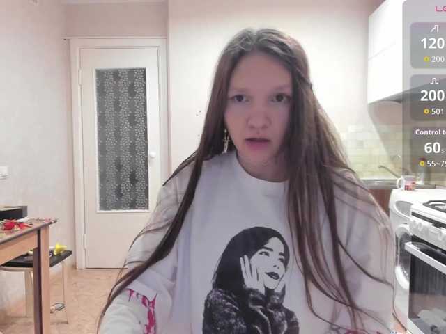  Cute-Lolly chat room