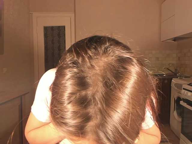 Cute-Lolly's BongaCams show and profile