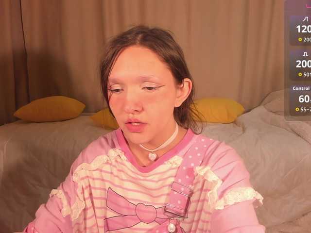  Cute-Lolly chat room