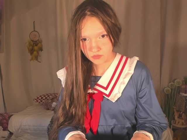 Cute-Lolly's BongaCams show and profile