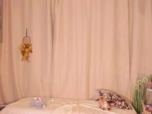 Cute-Lolly's BongaCams show and profile