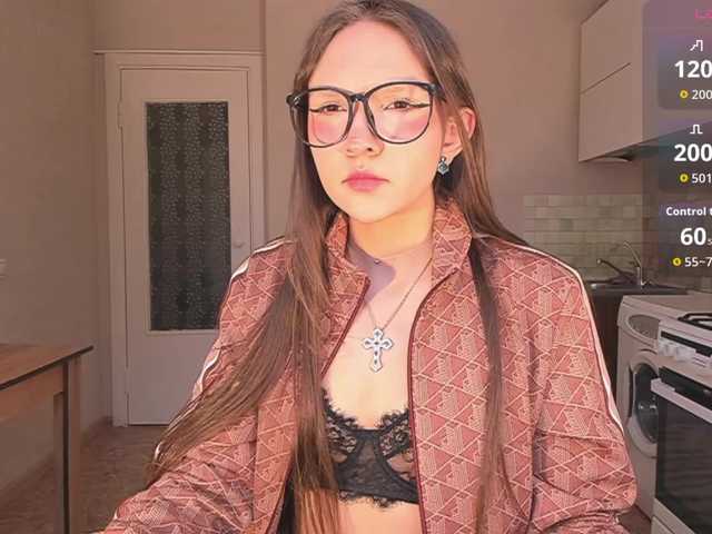 Cute-Lolly's BongaCams show and profile