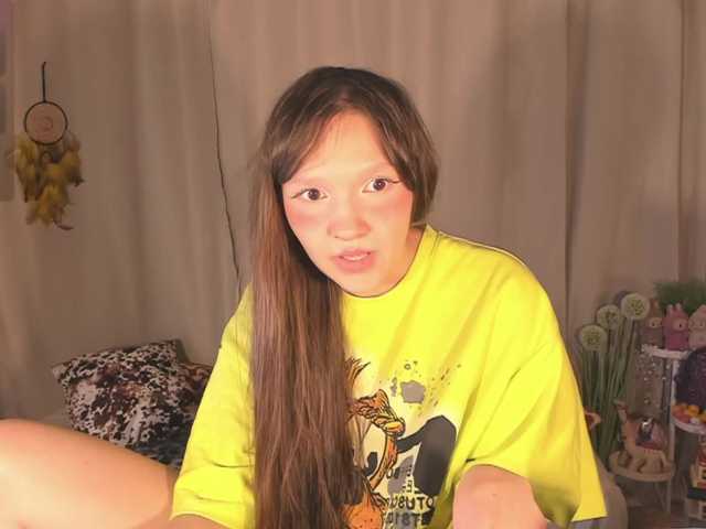 Cute-Lolly's BongaCams show and profile