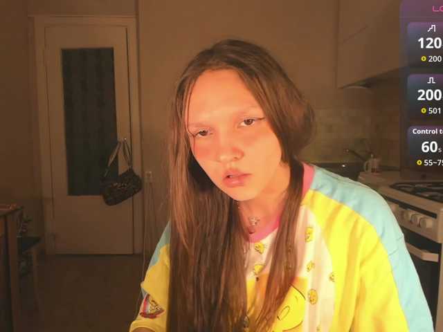 Cute-Lolly from BongaCams