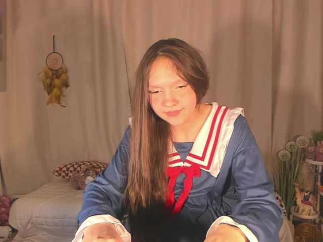 Cute-Lolly's BongaCams show and profile