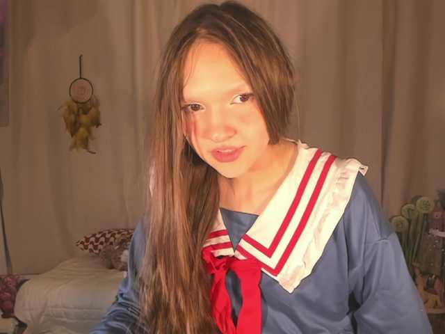 Cute-Lolly's BongaCams show and profile