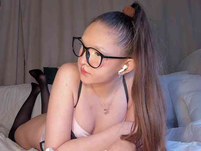 CuteLolly webcam