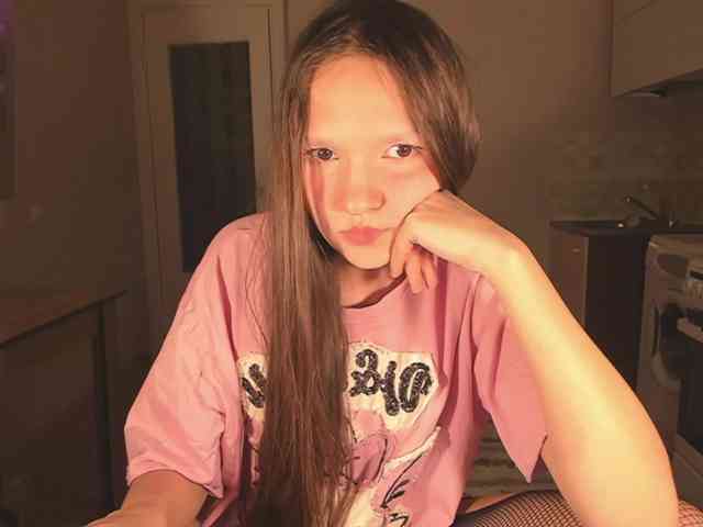 Cute-Lolly Live Webcam on BongaCams