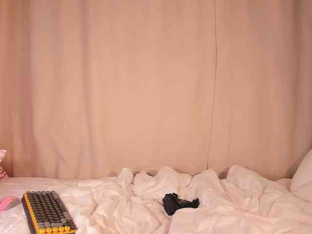Cute-Lolly Live Webcam on BongaCams