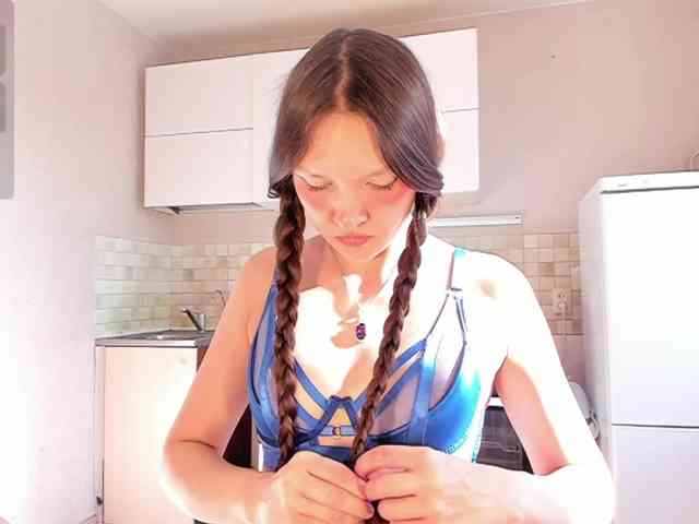 Cute-Lolly Live Webcam on BongaCams