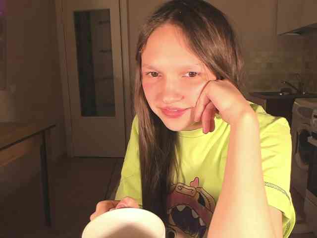 Cute-Lolly Live Webcam on BongaCams