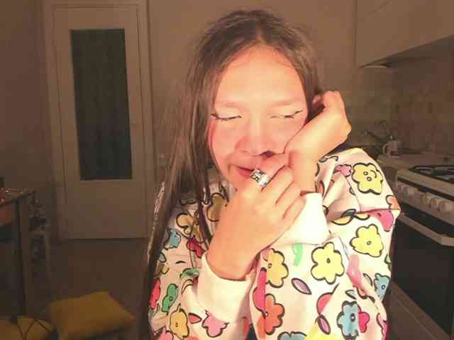 Cute-Lolly Cute-Lolly