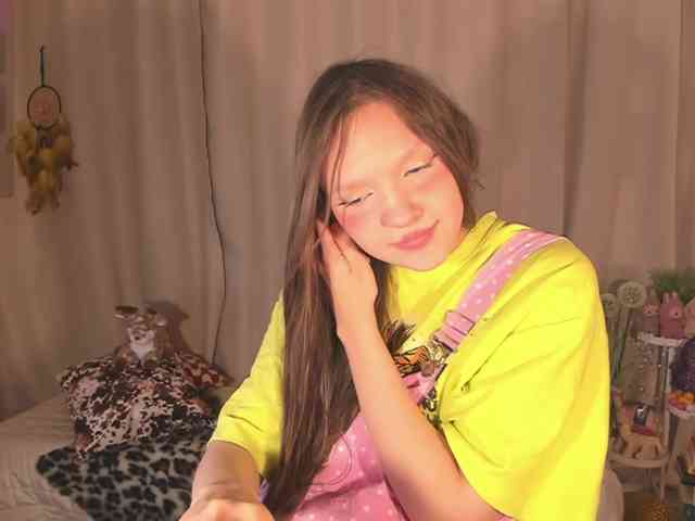 Cute-Lolly Live Webcam on BongaCams