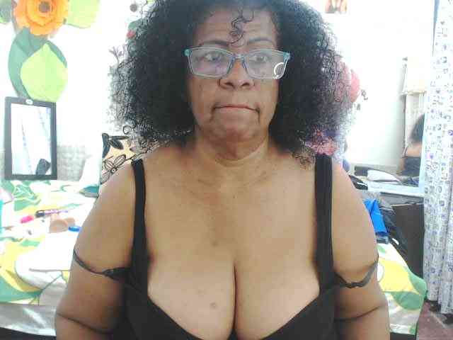 Yayishotsexyw webcam