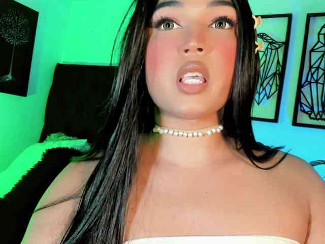 Sexyzoets Live Webcam on BongaCams