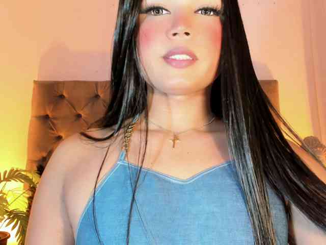 Sexyzoets Live Webcam on BongaCams