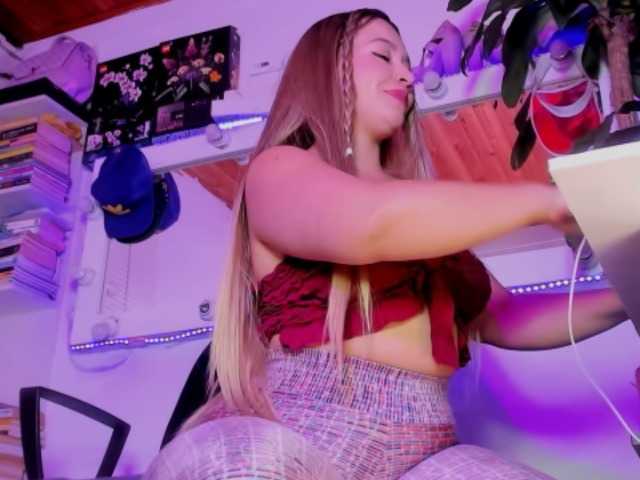 asscutebig's BongaCams show and profile