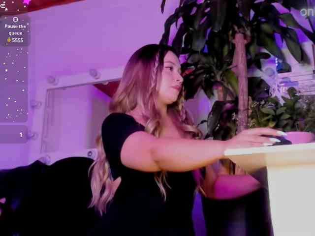 asscutebig webcam