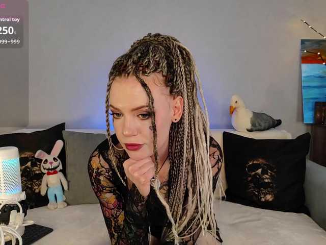 realalicebim's BongaCams show and profile