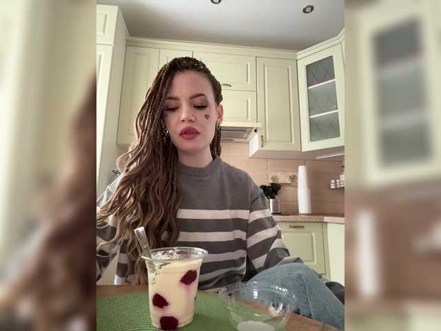 realalicebim's BongaCams show and profile