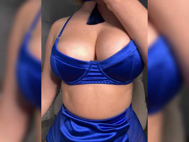 Mila-m's BongaCams show and profile