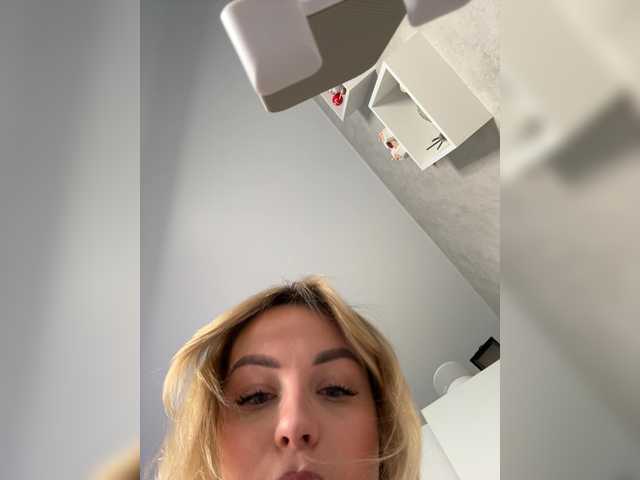 Mila-m — Lovens from 2 tokens THE STRONGEST VIBRATION 199 TOKENS @total @sofar @remain INST:milllla_m