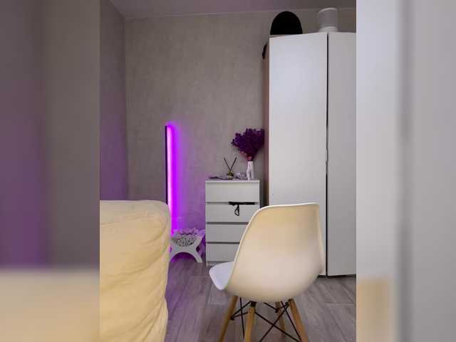 Mila-m's BongaCams show and profile