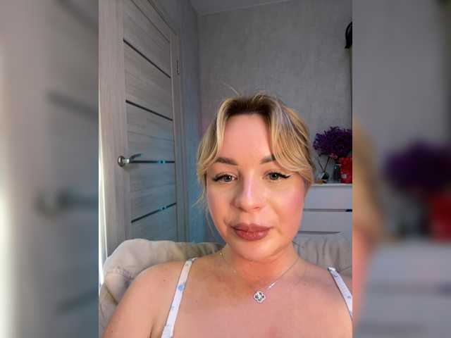 Mila-m from BongaCams is Freechat