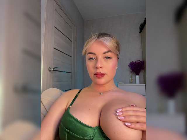 Mila-m's BongaCams profile