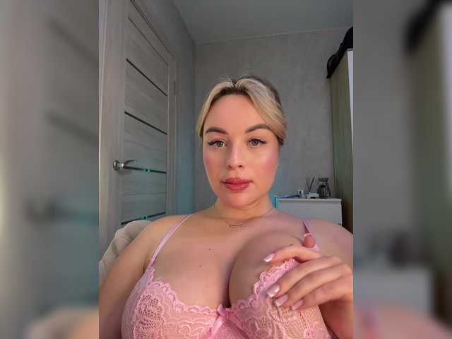 Mila-m's BongaCams show and profile