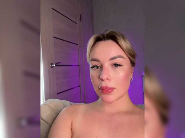 Mila-m's BongaCams show and profile