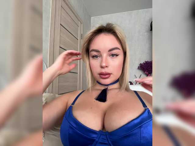 Mila-m's BongaCams show and profile