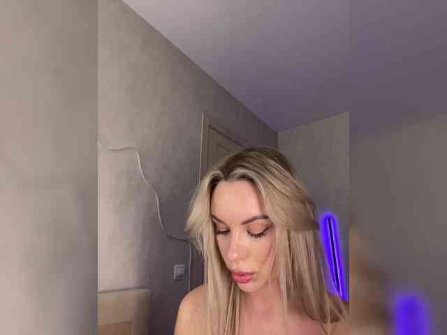 hot chat Mila-m