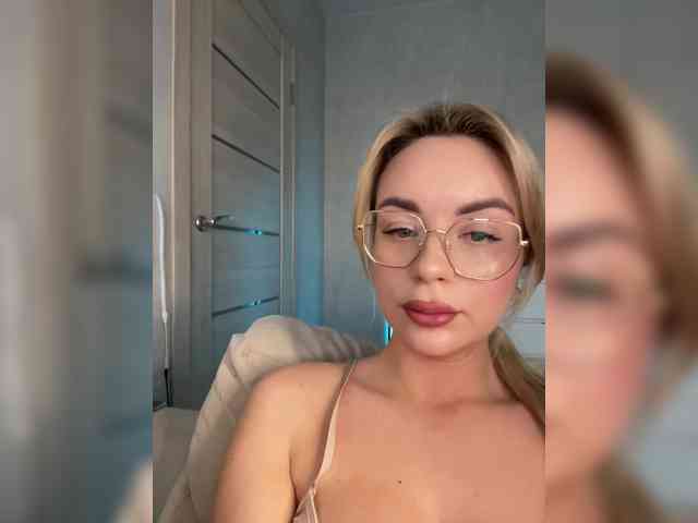 livesex Mila-m