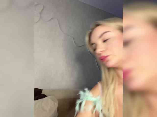 free nude chat Mila-m