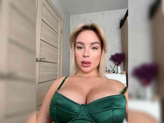 free nude chat room Mila-m