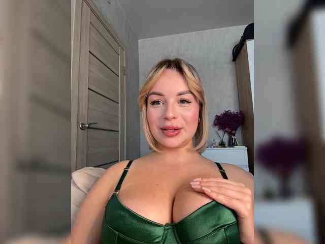 free nude chat room Mila-m