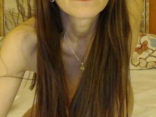 Lora8888's BongaCams show and profile