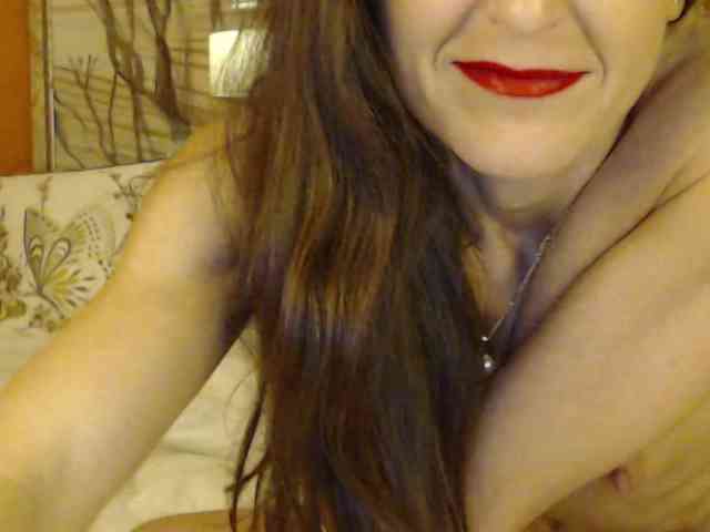Lora8888 webcam
