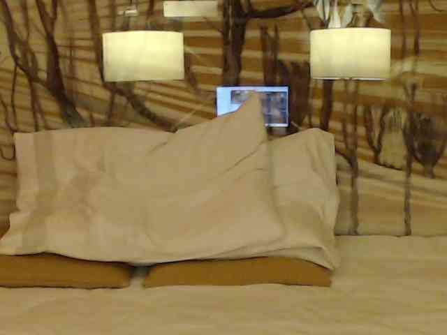 Lora8888 webcam