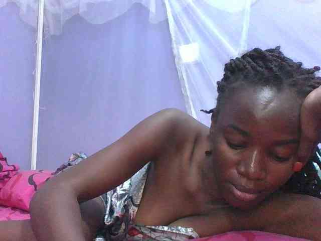 Zawadi95 webcam