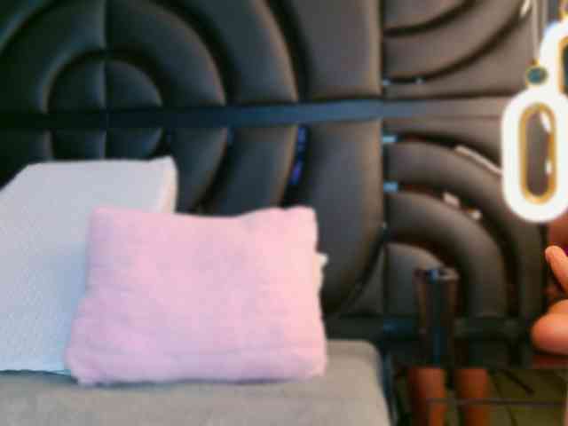 SarahGrey webcam