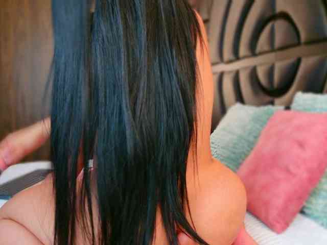 SarahGrey webcam