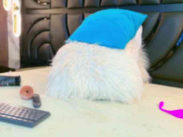 SarahGrey webcam