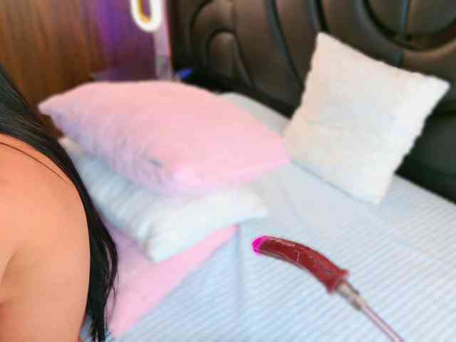 SarahGrey webcam