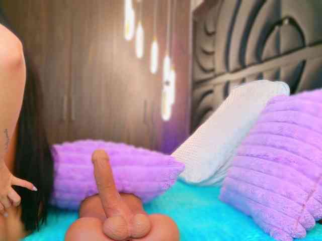 SarahGrey webcam